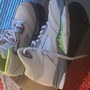 Boys Jordan 5 "Green beans"